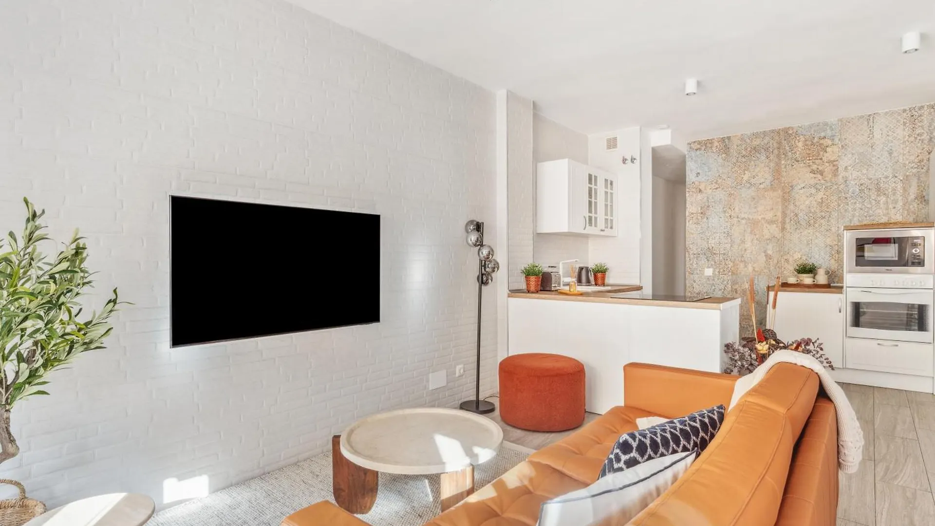 Epidemia & Quite Bedrooms By Ele Apartments Malaga Spain
