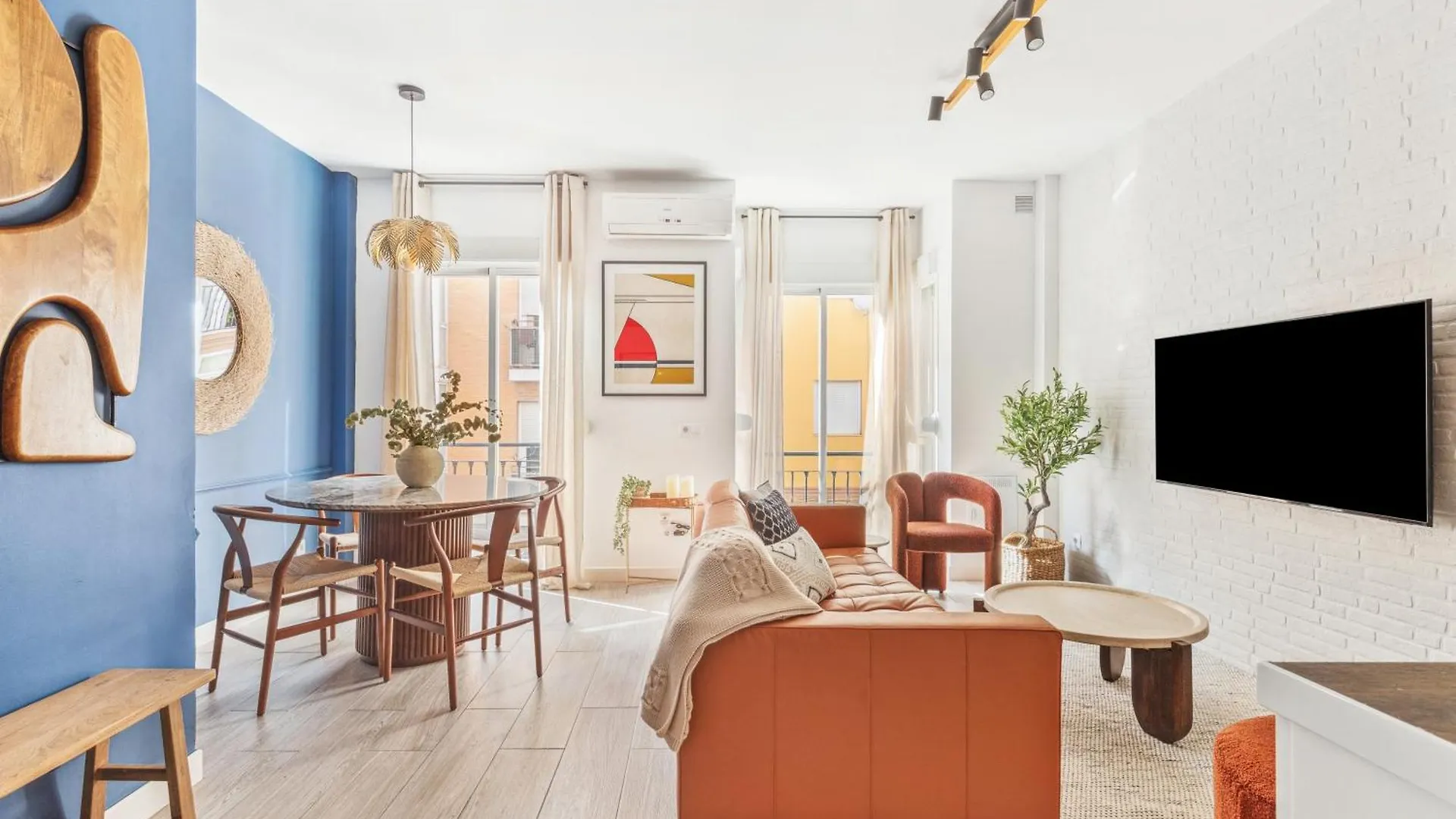 Epidemia & Quite Bedrooms By Ele Apartments Malaga